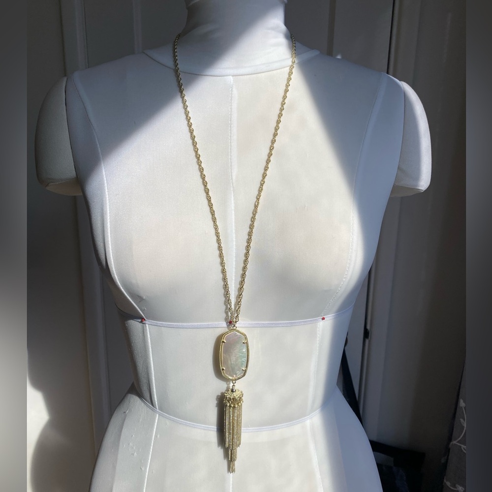 Rayne Tassel Necklace Mother of Pearl